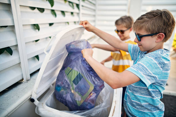 Best Junk Hauling Services  in Lake Forest, IL